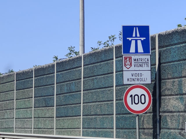 Hungary Highway Speed limit