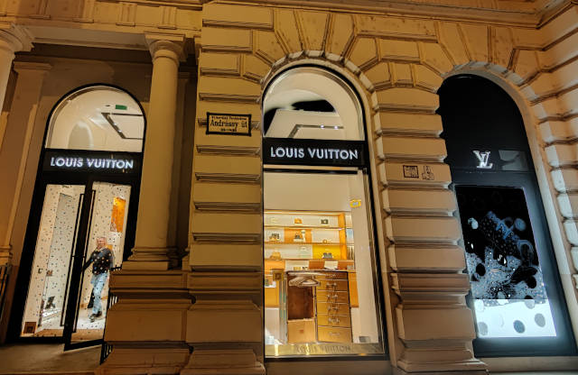 Luxury Shopping in Budapest