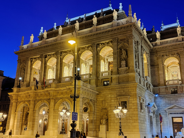 Budapest Opera Andrassy Avenue 