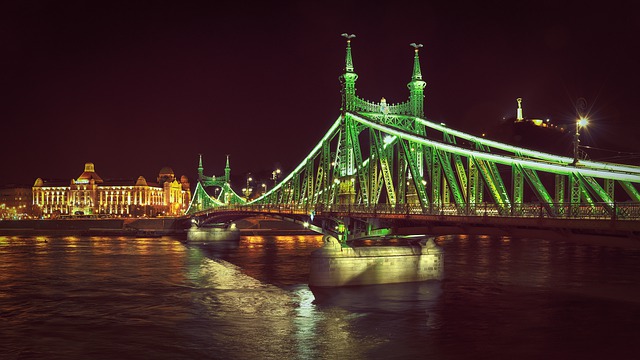 Green-Bridge-Budapest