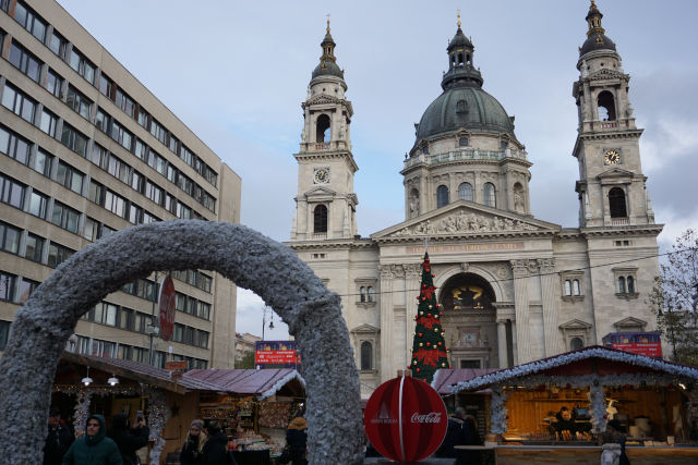 Budapest Basilica Christmas market 2023